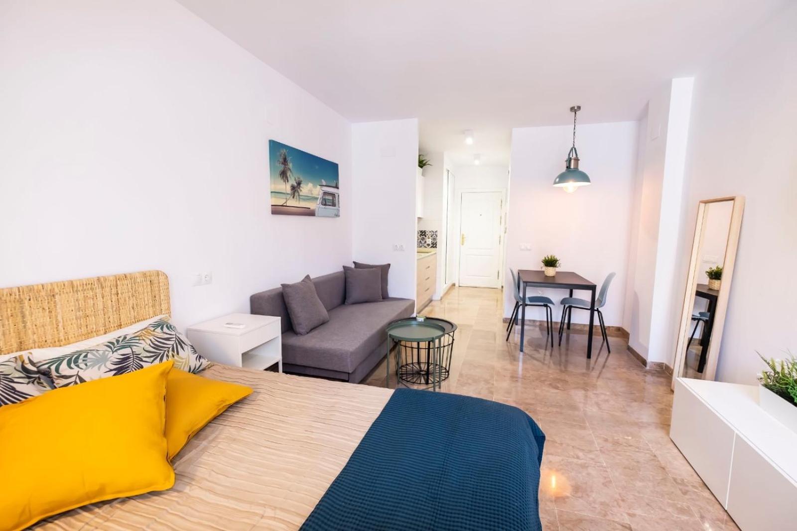 Modern & Cozy Studio Excellent Location Near Beach Torremolinos Exterior photo